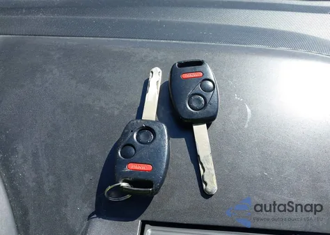 2007 Honda Fit Sport z USA, uszkodzony, nr VIN JHMGD38647S049292